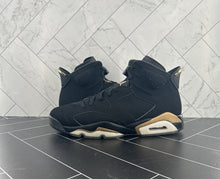 Load image into Gallery viewer, Nike Air Jordan 6 Retro Defining Moments 2020 Size 10 CT4954-007