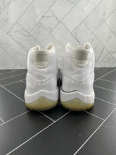 Load image into Gallery viewer, Nike Air Jordan 11 Retro Silver Anniversary Size 9.5 408201-101 2010