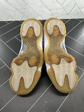 Load image into Gallery viewer, Nike Air Jordan 11 Retro Silver Anniversary Size 9.5 408201-101 2010