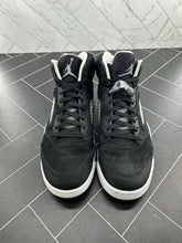 Load image into Gallery viewer, Nike Air Jordan 5 Retro 2013 Oreo Size 11 136027-035