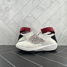 Load image into Gallery viewer, Nike Air Jordan 20 OG White Varsity Red 310455-161 Size 8 2005