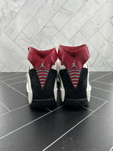 Load image into Gallery viewer, Nike Air Jordan 20 OG White Varsity Red 310455-161 Size 8 2005