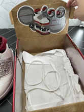 Load image into Gallery viewer, Nike Air Jordan 20 OG White Varsity Red 310455-161 Size 8 2005
