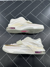 Load image into Gallery viewer, Nike KD 7 PRM Aunt Pearl Size 10 706858-176 2015
