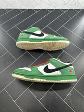 Load image into Gallery viewer, Nike SB Dunk Low Pro Heineken 2003 Size 7 304292-302