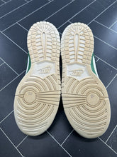 Load image into Gallery viewer, Nike SB Dunk Low Pro Heineken 2003 Size 7 304292-302