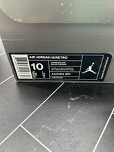 Load image into Gallery viewer, Nike Air Jordan 18 Retro Toro Size 10 AA2494-601 2018 Red Suede