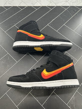 Load image into Gallery viewer, Nike Dunk SB High Truck It Size 9 BQ6826-003