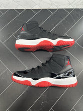 Load image into Gallery viewer, Nike Air Jordan 11 Retro Bred 2012 Size 9.5 378037-010