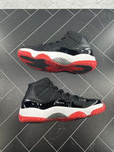 Load image into Gallery viewer, Nike Air Jordan 11 Retro Bred 2012 Size 9.5 378037-010