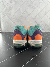 Load image into Gallery viewer, Nike Air Max 98 QS Cone Size 13 924462-800 2018