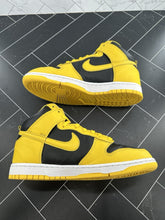 Load image into Gallery viewer, Nike Dunk SP 2020 High Iowa Size 9 CZ8149-002
