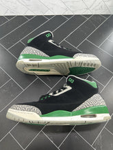 Load image into Gallery viewer, Nike Air Jordan 3 Retro Mid Pine Green Size 11 CT8532-030