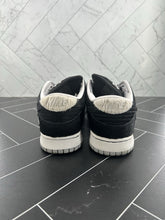 Load image into Gallery viewer, Nike Medicom Toy x Dunk SB Low BE@RBRICK Size 9 CZ5127-001 2020
