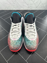 Load image into Gallery viewer, Nike LeBron 8 V/2 Retro 2021 Low Miami Night Size 8.5 DJ4436-100