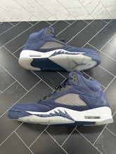Load image into Gallery viewer, Nike Air Jordan 5 Retro SE Midnight Navy Size 13 FD6812-400