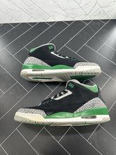 Load image into Gallery viewer, Nike Air Jordan 3 Retro Mid Pine Green Size 13 CT8532-030