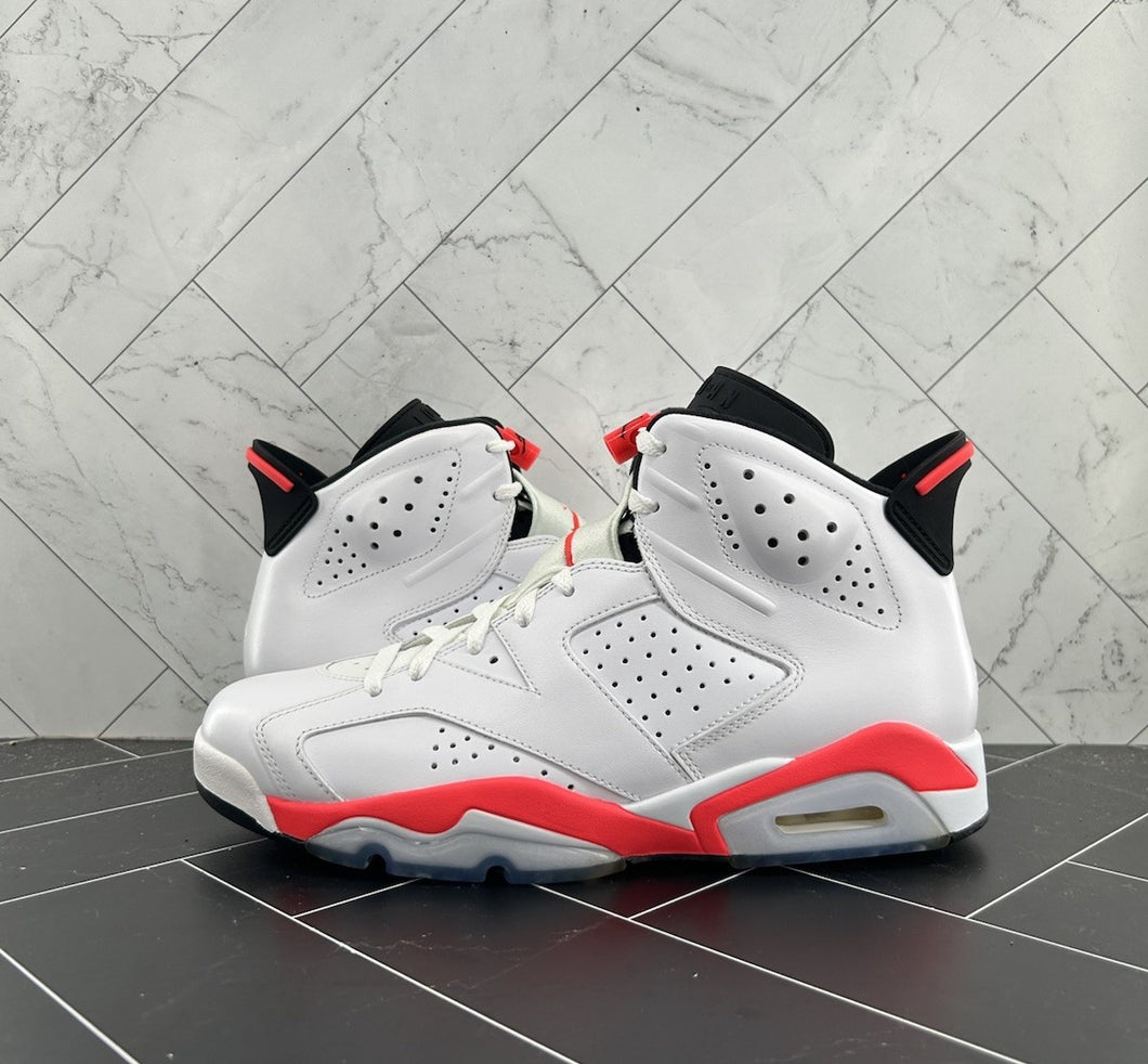 NEW Nike Air Jordan 6 Retro 2014 White Infrared Size 9.5 384664-123