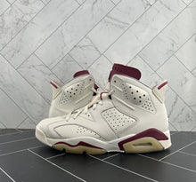 Load image into Gallery viewer, Nike Air Jordan 6 Retro 2015 Maroon Size 9.5 384664-116