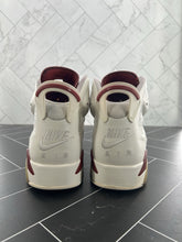 Load image into Gallery viewer, Nike Air Jordan 6 Retro 2015 Maroon Size 9.5 384664-116