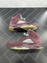 Load image into Gallery viewer, Nike Air Jordan 5 Retro SE 2023 Burgundy Size 10 DZ4131-600 2023