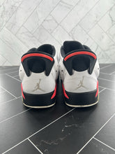 Load image into Gallery viewer, Nike Air Jordan 6 Low White Infrared Size 10.5 304401-123