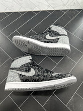 Load image into Gallery viewer, Nike Air Jordan 1 OG High Rebellionaire Size 10 555088-036