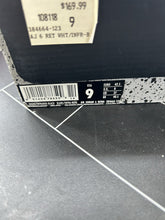 Load image into Gallery viewer, Nike Air Jordan 6 Retro 2014 White Infrared Size 9 384664-123
