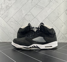 Load image into Gallery viewer, Nike Air Jordan 5 Retro Mid Oreo Size 11 CT4838-011