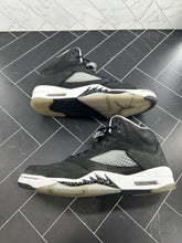Load image into Gallery viewer, Nike Air Jordan 5 Retro Mid Oreo Size 11 CT4838-011