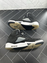 Load image into Gallery viewer, Nike Air Jordan 5 Retro Mid Oreo Size 11 CT4838-011