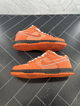 Load image into Gallery viewer, Nike Dunk Low SB x Concepts Orange Lobster Size 10 FD8776-800