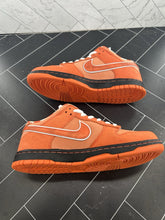 Load image into Gallery viewer, Nike Dunk Low SB x Concepts Orange Lobster Size 10 FD8776-800