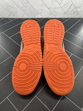 Load image into Gallery viewer, Nike Dunk Low SB x Concepts Orange Lobster Size 10 FD8776-800