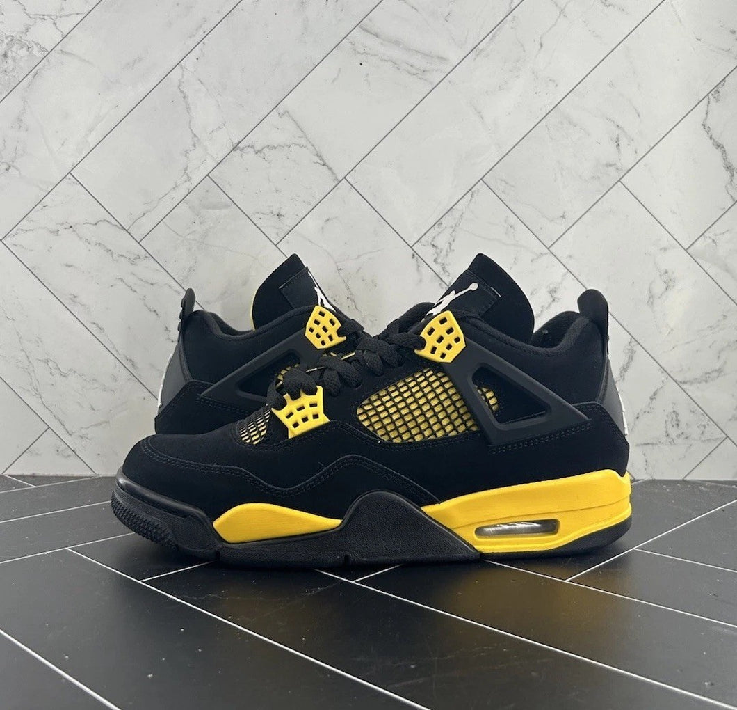 Nike Air Jordan 4 Retro Mid Thunder Size 9.5 DH6927-017
