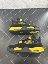 Load image into Gallery viewer, Nike Air Jordan 4 Retro Mid Thunder Size 9.5 DH6927-017