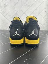 Load image into Gallery viewer, Nike Air Jordan 4 Retro Mid Thunder Size 9.5 DH6927-017