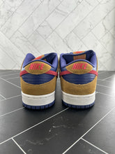 Load image into Gallery viewer, Nike Dunk SB Low Reverse Papa Bear Size 11 BQ6817-700