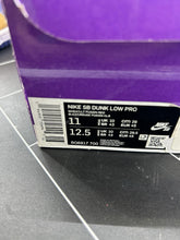 Load image into Gallery viewer, Nike Dunk SB Low Reverse Papa Bear Size 11 BQ6817-700