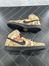 Load image into Gallery viewer, Nike Dunk Pro SB High Brown Camo Size 11 BQ6826-200