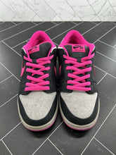Load image into Gallery viewer, Nike Dunk Premium SB Qs Low Disposable Size 9.5 504790-061 2014