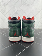 Load image into Gallery viewer, Nike Air Jordan 1 Retro High Gucci Size 10.5 332550-025