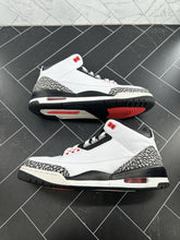 Load image into Gallery viewer, Nike Air Jordan 3 Retro Infrared 23 Size 10.5 136064-123