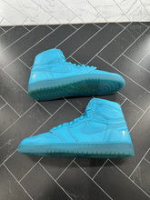 Load image into Gallery viewer, Nike Air Jordan 1 Retro OG G8RD High Blue Lagoon Size 12 AJ5997-455