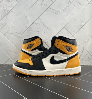 Nike Air Jordan 1 Retro OG High Yellow Toe Size 11 555088-711