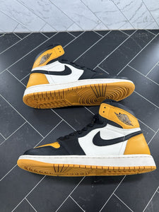 Nike Air Jordan 1 Retro OG High Yellow Toe Size 11 555088-711