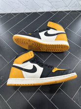 Load image into Gallery viewer, Nike Air Jordan 1 Retro OG High Yellow Toe Size 11 555088-711