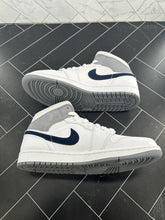 Load image into Gallery viewer, NEW Nike Air Jordan 1 Mid Paris Size 9.5 DR8038-100