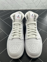 Load image into Gallery viewer, NEW Nike Air Jordan 1 Mid Paris Size 9.5 DR8038-100