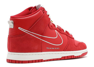 NIKE DUNK HIGH SE "FIRST USE PACK - UNIVERSITY RED"